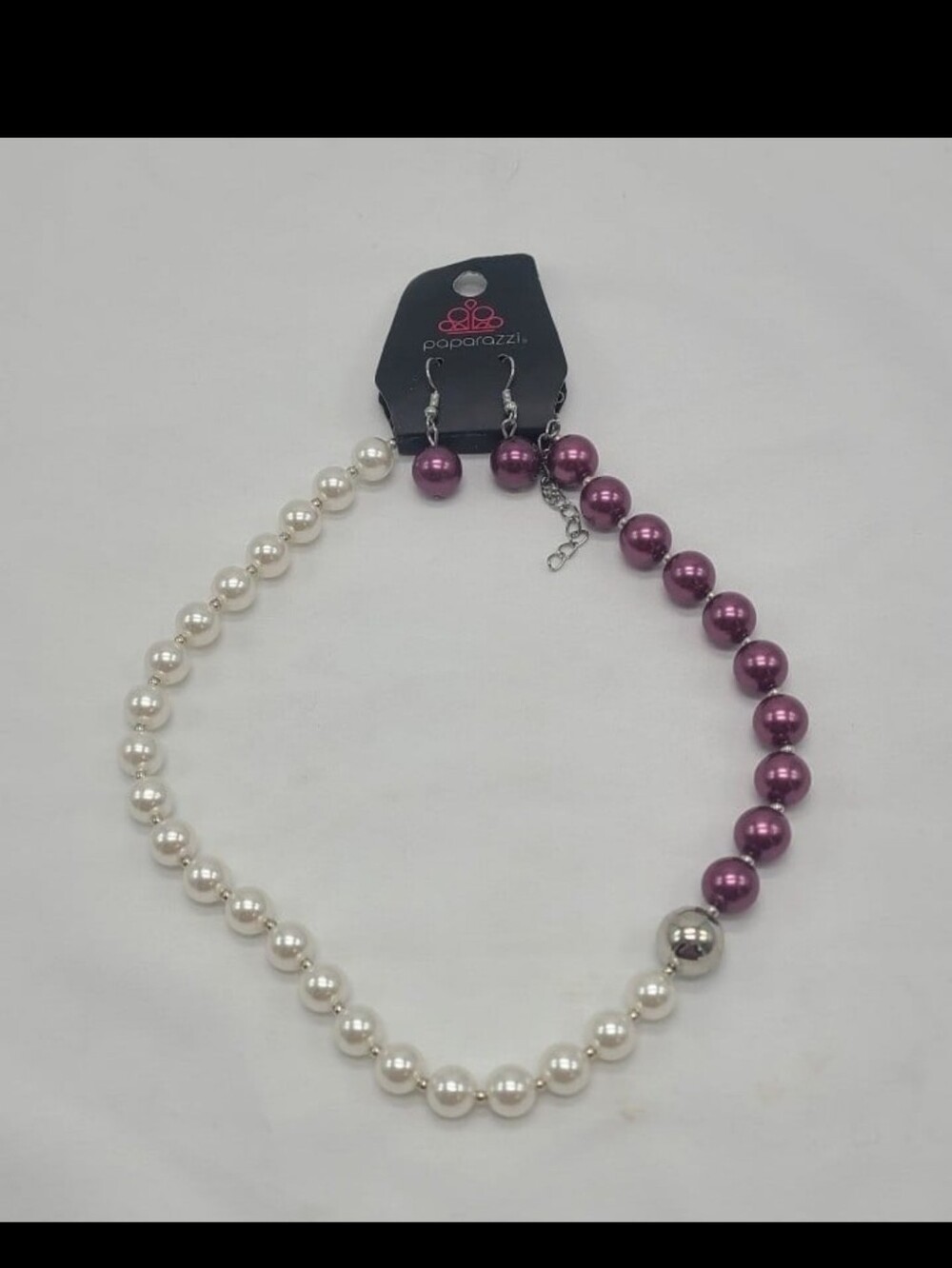 paparazzi White and Plum Two-Tone Faux Pearl Necklace
